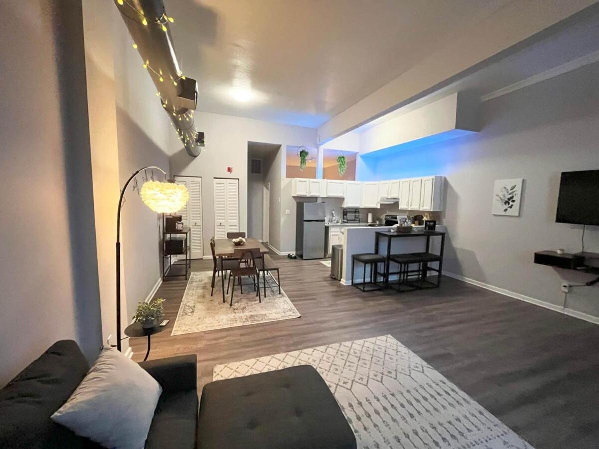 Apartament Downtown Cleveland -Modern First Floor Unit Zewnętrze zdjęcie